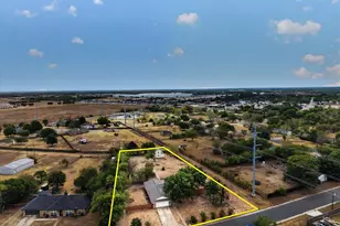 113 Bow Creek Cir, Red Oak, TX 75154 - Photo 33