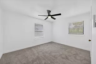 113 Bow Creek Cir, Red Oak, TX 75154 - Photo 11