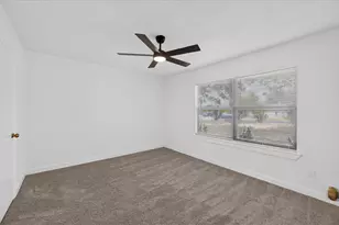 113 Bow Creek Cir, Red Oak, TX 75154 - Photo 13