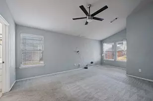 909 Honey Locust Ln, Crowley, TX 76036 - Photo 7