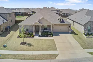2809 Grizzly Rd, Aubrey, TX 76227 - Photo 1