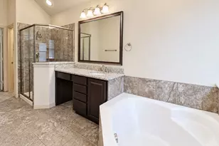 219 Carrington Ln, Lewisville, TX 75067 - Photo 21