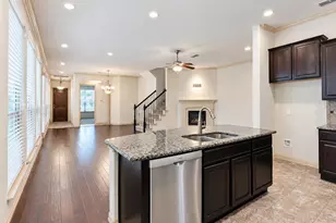 219 Carrington Ln, Lewisville, TX 75067 - Photo 7