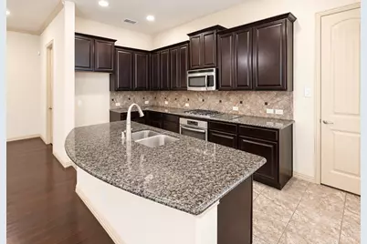 219 Carrington Lane, Lewisville, TX 75067 - Photo 9