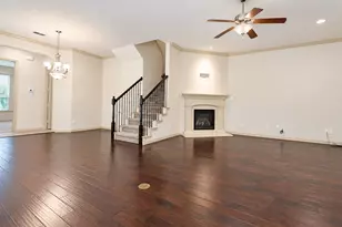 219 Carrington Ln, Lewisville, TX 75067 - Photo 5