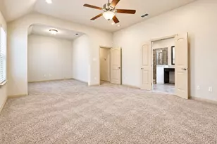 219 Carrington Ln, Lewisville, TX 75067 - Photo 17