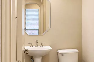 219 Carrington Ln, Lewisville, TX 75067 - Photo 15