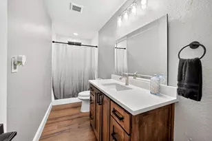 1813 Baxley Dr, Carrollton, TX 75006 - Photo 21