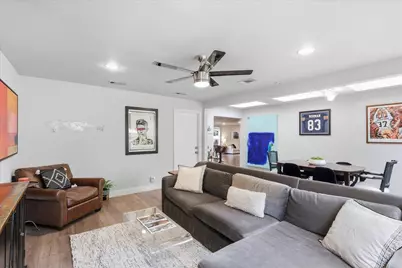 306 W Northgate Drive, Irving, TX 75062 - Photo 27