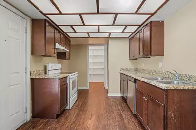 [Address not provided], Irving, TX 75062 - Photo 11