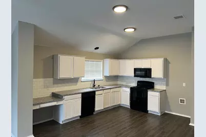 311 Dakota Drive, Arlington, TX 76002 - Photo 5