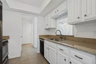 2820 Southern Cross Dr, Garland, TX 75044 - Photo 9