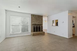 2820 Southern Cross Dr, Garland, TX 75044 - Photo 7