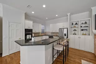 8640 Breakers Point, Dallas, TX 75243 - Photo 13