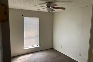 5014 Osage Dr, Arlington, TX 76018 - Photo 13