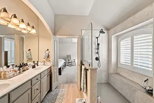 6033 Roaring Springs Dr, North Richland Hills, TX 76180 - Photo 19