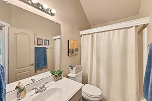 6033 Roaring Springs Dr, North Richland Hills, TX 76180 - Photo 17