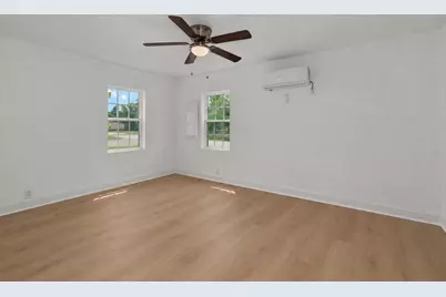109 W Sedberry Street, Jefferson, TX 75657 - Photo 17