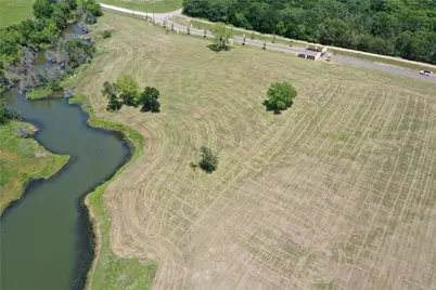 300 Shores Drive, Honey Grove, TX 75446 - Photo 11