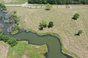 300 Shores Dr, Honey Grove, TX 75446 - Photo 1