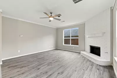 518 Briaroaks Drive, Lake Dallas, TX 75065 - Photo 5