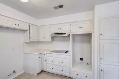 [Address not provided], Grapevine, TX 76051 - Photo 5