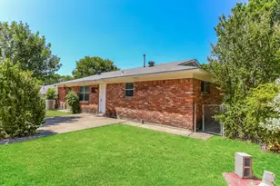 6318 Songwood Dr, Dallas, TX 75241 - Photo 15