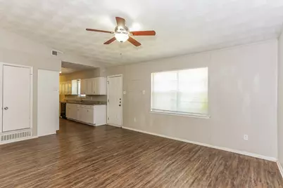 6318 Songwood Drive, Dallas, TX 75241 - Photo 5