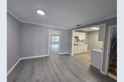314 W Clarendon Drive, Dallas, TX 75208 - Photo 3