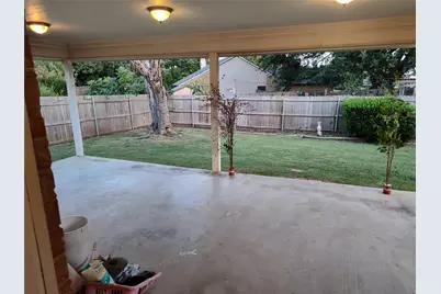121 Canterbury Street, Euless, TX 76039 - Photo 21