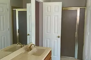 121 Canterbury St, Euless, TX 76039 - Photo 13