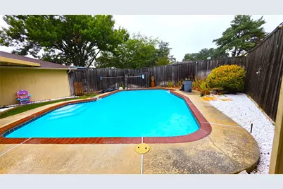1821 Trowbridge Street, Garland, TX 75044 - Photo 25