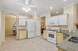 12640 Black Cherry Ln, Fort Worth, TX 76040 - Photo 11