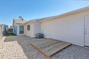 6490 Argo St, Dallas, TX 75214 - Photo 25