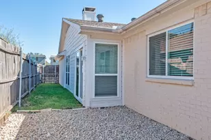 6490 Argo St, Dallas, TX 75214 - Photo 23