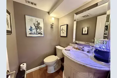 1201 Portales Lane #Bldg L, Irving, TX 75061 - Photo 9