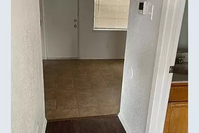 3072 W Sycamore Circle #3072, Euless, TX 76040 - Photo 5