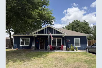 1338 S Pine Street, Grapevine, TX 76051 - Photo 1