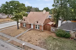 11820 Amberly Ln, Balch Springs, TX 75180 - Photo 5