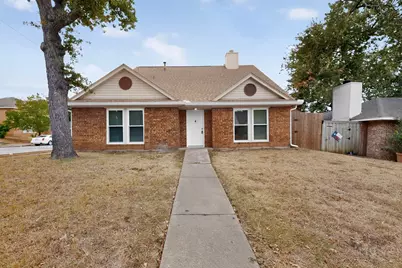 11820 Amberly Lane, Balch Springs, TX 75180 - Photo 9