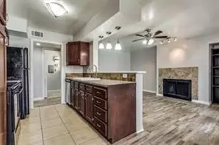 5726 Marvin Loving Dr, Garland, TX 75043 - Photo 5
