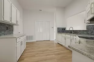 5814 Fox Hunt Dr, Arlington, TX 76017 - Photo 11
