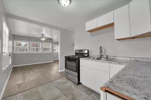 5528 Rickenbacker Pl, Fort Worth, TX 76112 - Photo 17
