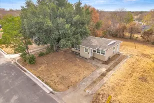 5528 Rickenbacker Pl, Fort Worth, TX 76112 - Photo 35