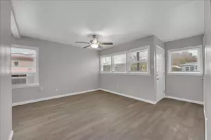 5528 Rickenbacker Pl, Fort Worth, TX 76112 - Photo 11