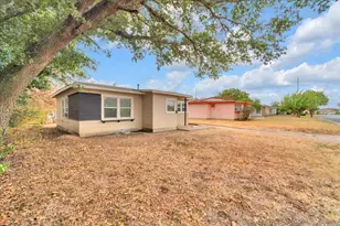 5528 Rickenbacker Pl, Fort Worth, TX 76112 - Photo 39