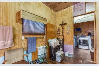 1619 County Road 7711, Devine, TX 78016 - Photo 7