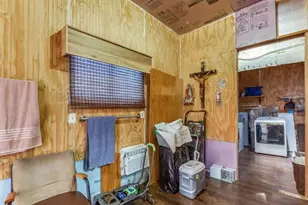 1619 Co Rd 7711, Devine, TX 78016 - Photo 7
