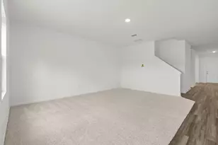921 Harvest Ter, Glenn Heights, TX 75154 - Photo 17