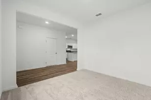 921 Harvest Ter, Glenn Heights, TX 75154 - Photo 21